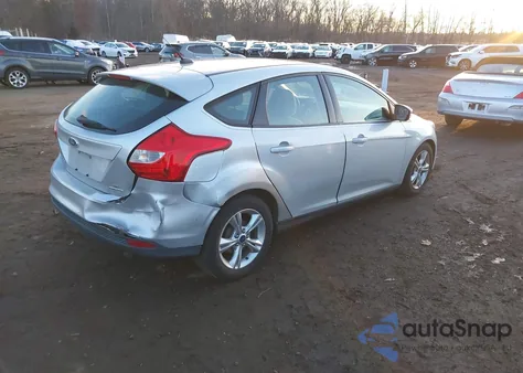 2014 Ford Focus Se z USA, uszkodzony, nr VIN 1FADP3K24EL378802